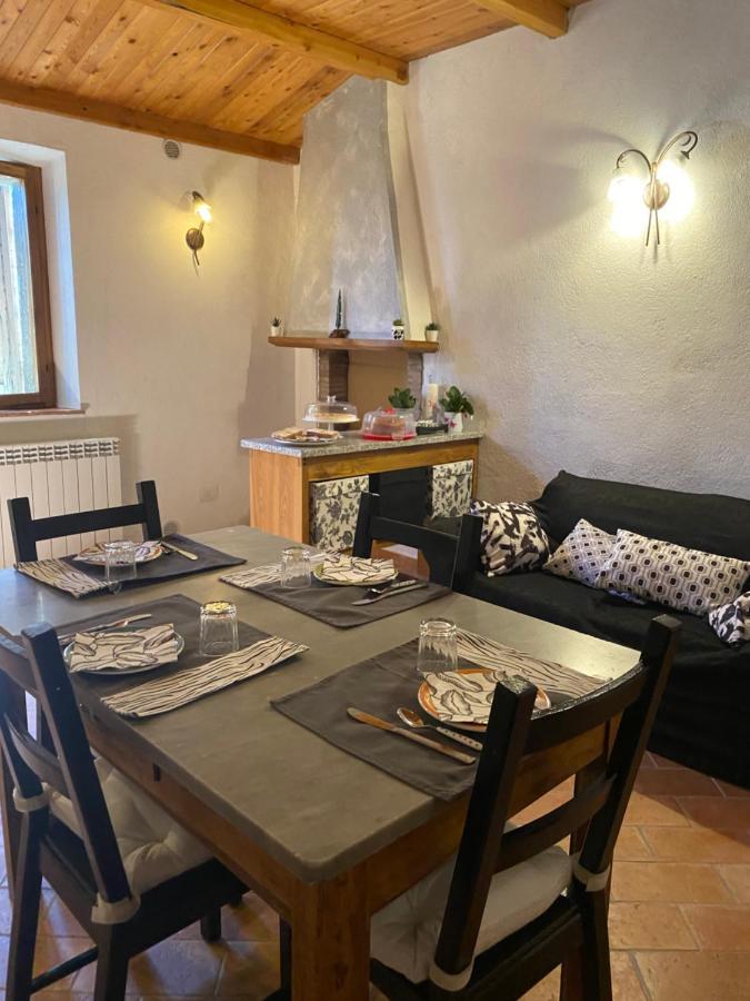 Fattoria Il Pigelleto Villa Piancastagnaio Exteriör bild